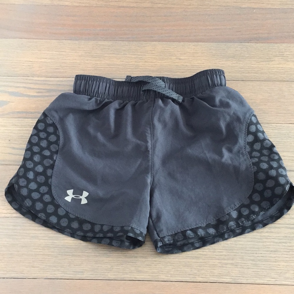 Girls Under armour shorts